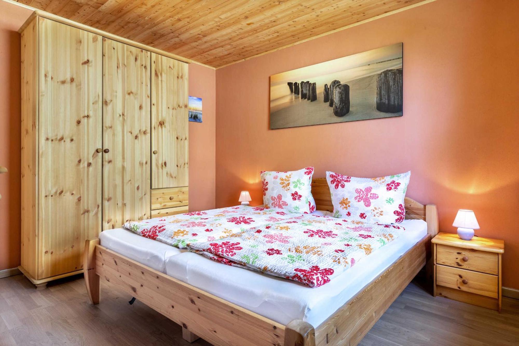 Ferienhaus Sonne Mond Und Sterne B Steffenshagen Bagian luar foto