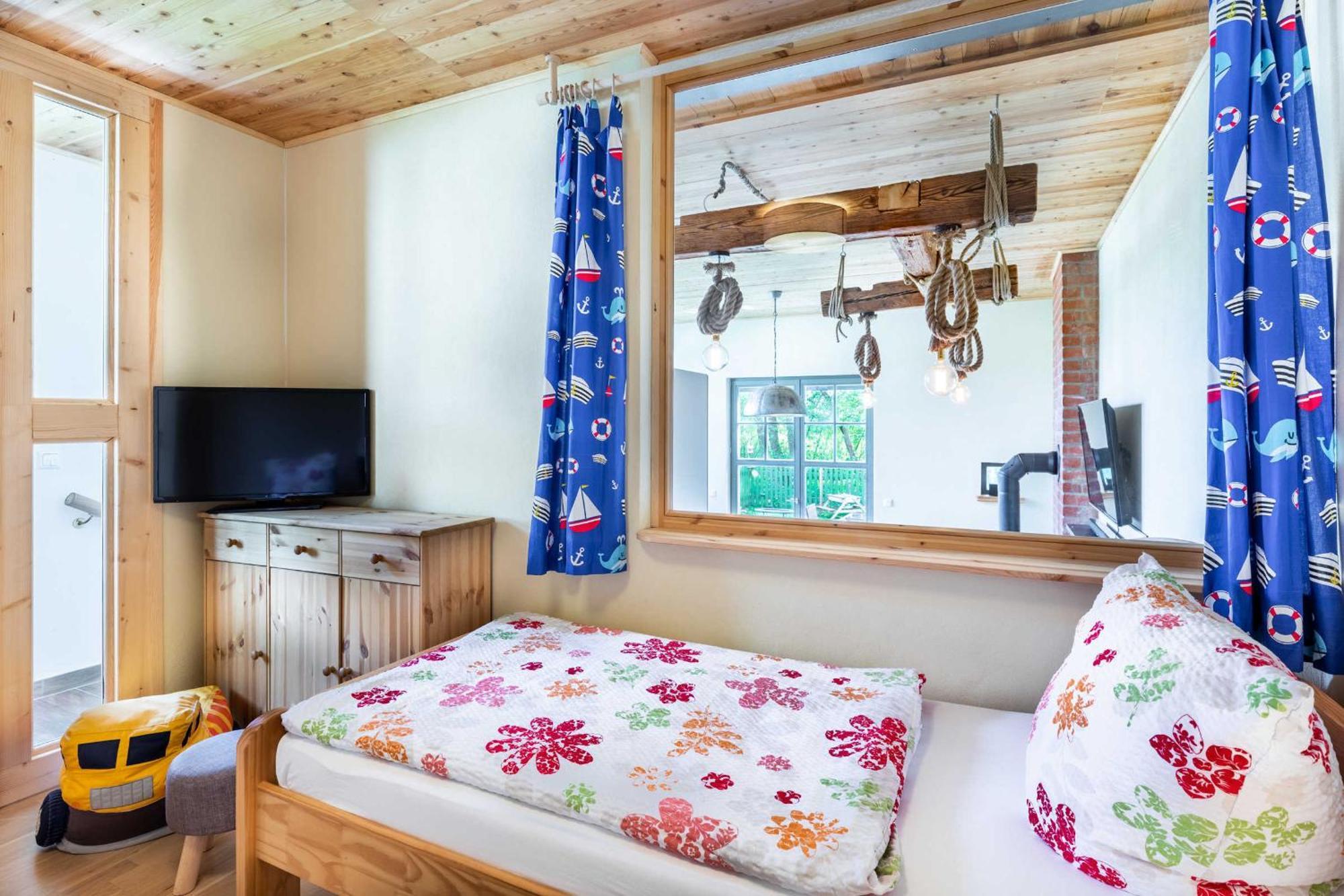 Ferienhaus Sonne Mond Und Sterne B Steffenshagen Bagian luar foto